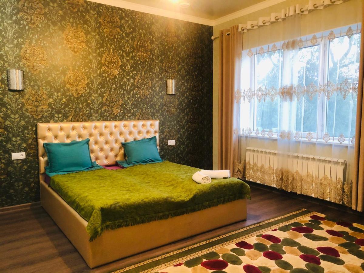 Sweet Home Hostel Bishkek Bagian luar foto