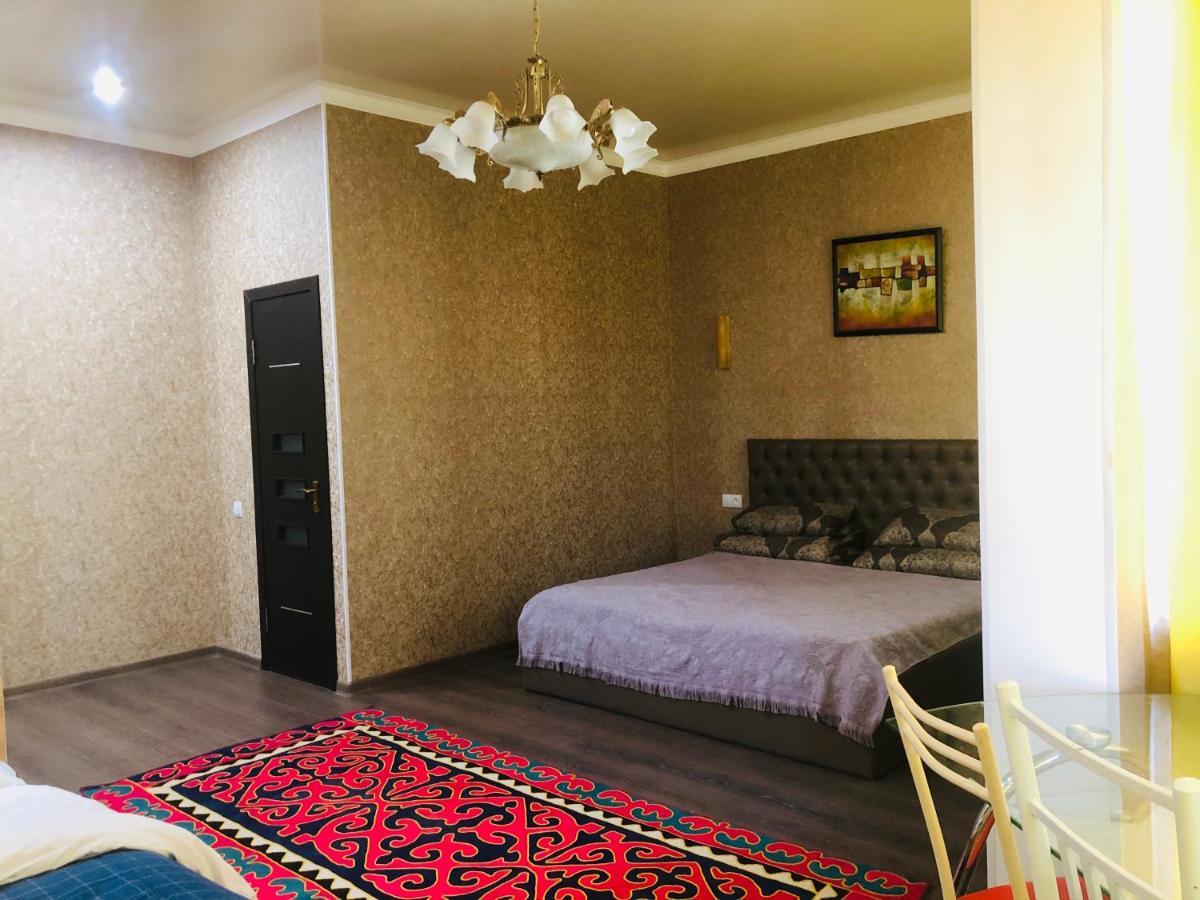 Sweet Home Hostel Bishkek Bagian luar foto