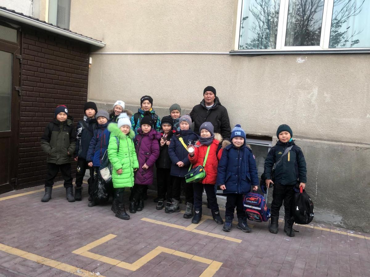 Sweet Home Hostel Bishkek Bagian luar foto