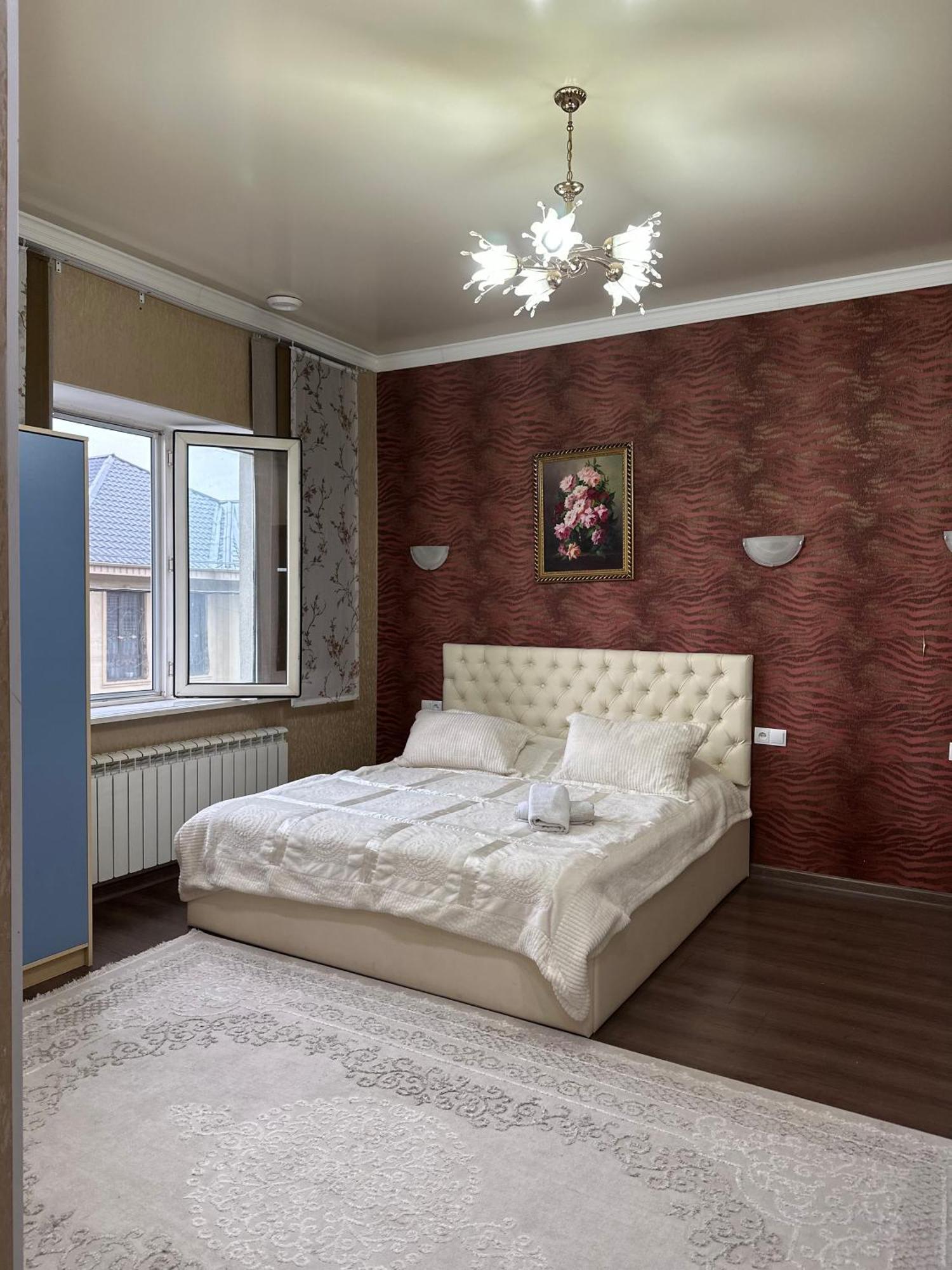 Sweet Home Hostel Bishkek Bagian luar foto