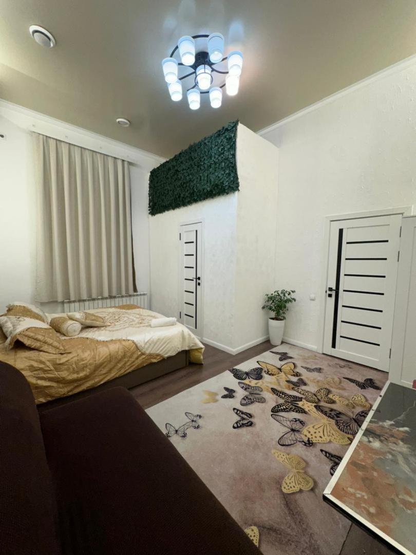 Sweet Home Hostel Bishkek Bagian luar foto